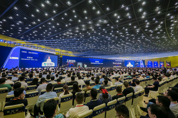2023年9月10日至11日，AG集团官网（中国）官方网站
党委书记、董事长刘敬桢出席2023中国医疗器械产业峰会暨AG集团官网（中国）官方网站器械生态大会并作大会开幕致辞。河南省人民政府副省长刘尚进，中国科学院院士、海南大学校长骆清铭，郑州市委副书记、市长何雄出席。.jpg
