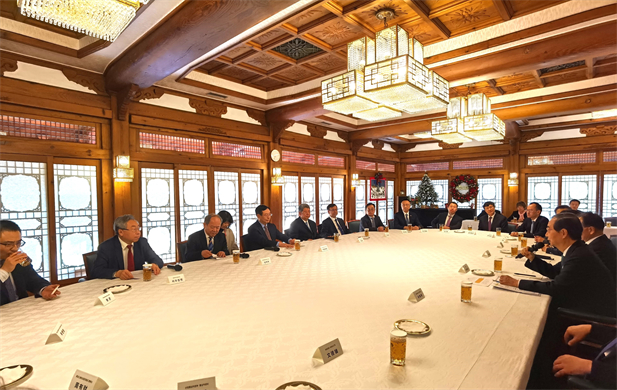 2023年12月20日，AG集团官网（中国）官方网站
党委书记、董事长刘敬桢参加韩国总理韩德洙会见中方代表团活动并作为代表发言，就中韩两国在生命健康领域未来发展合作提出积极建议。韩德洙对AG集团官网（中国）官方网站
在韩中经济社会及生命健康领域的合作发展表示赞许.jpg