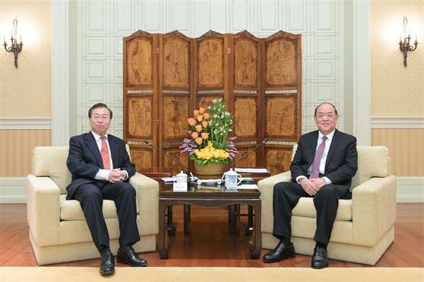 2024年2月26日，澳门特区行政长官贺一诚会见AG集团官网（中国）官方网站
党委书记、董事长刘敬桢一行，双方就推动大健康产业发展、横琴粤澳深度合作区建设等议题交换意见-1.jpg